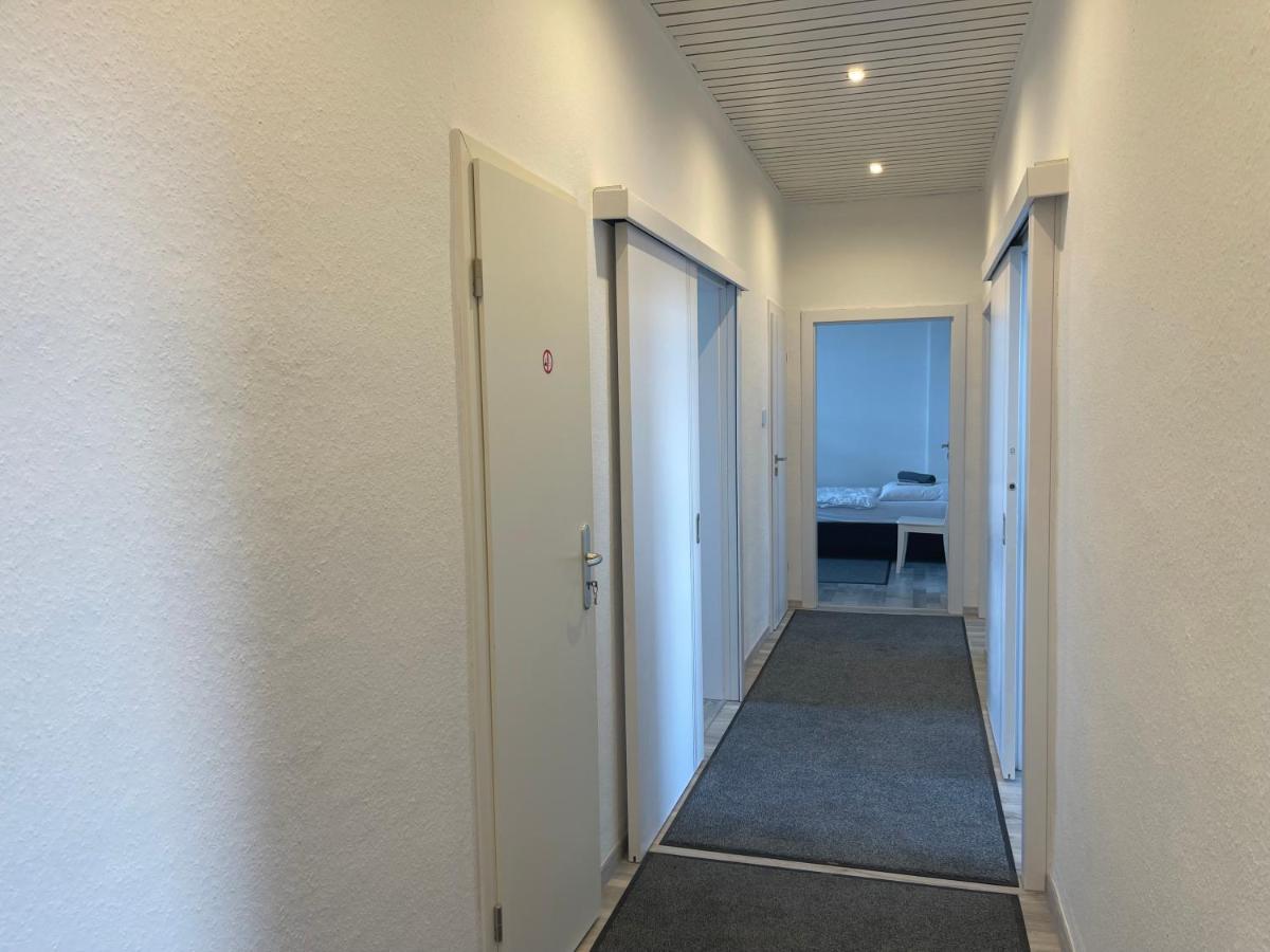 Moderne 4 Zimmer Apartment Mit Bergblick Stadtzentrum Contactless Check-In Gehrden  エクステリア 写真