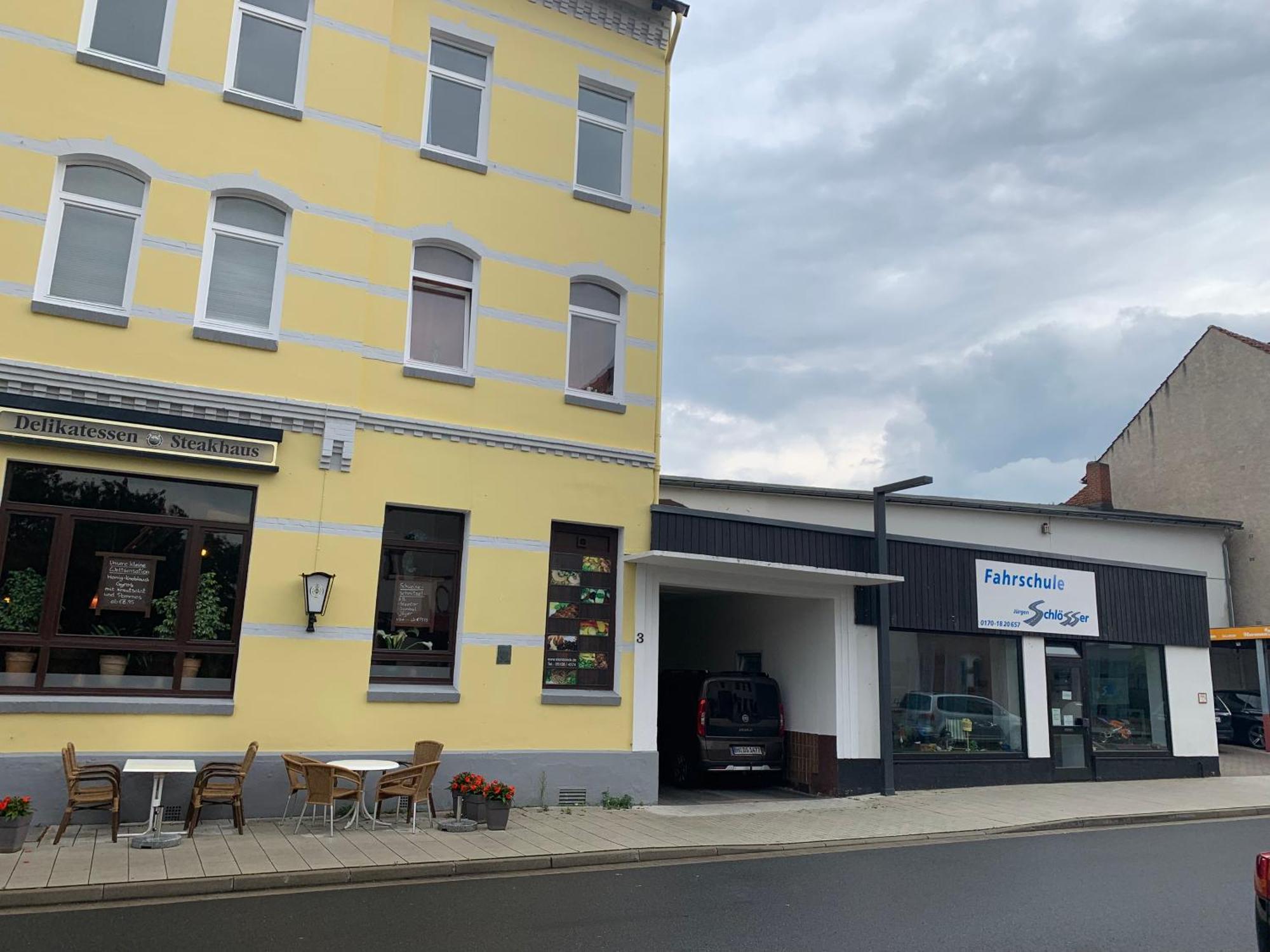 Moderne 4 Zimmer Apartment Mit Bergblick Stadtzentrum Contactless Check-In Gehrden  エクステリア 写真